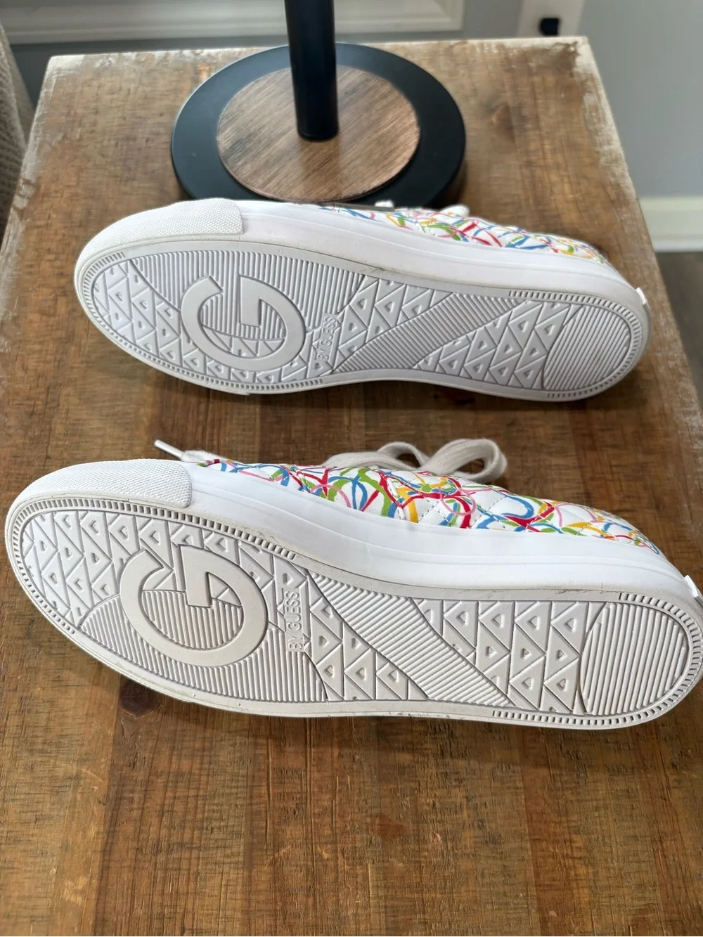 G by Guess Woman’s White Multicolor Scribble Print Sneakers